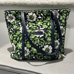 Vera Bradley tote bag
